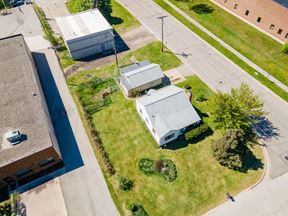 1816 Larchwood Dr