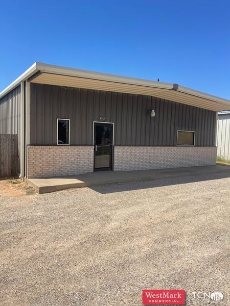 Industrial space for Rent at 315 82nd St in Lubbock