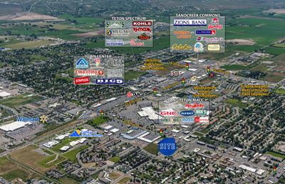 Free-Standing QSR with Drive-Thru Next to Regional Mall