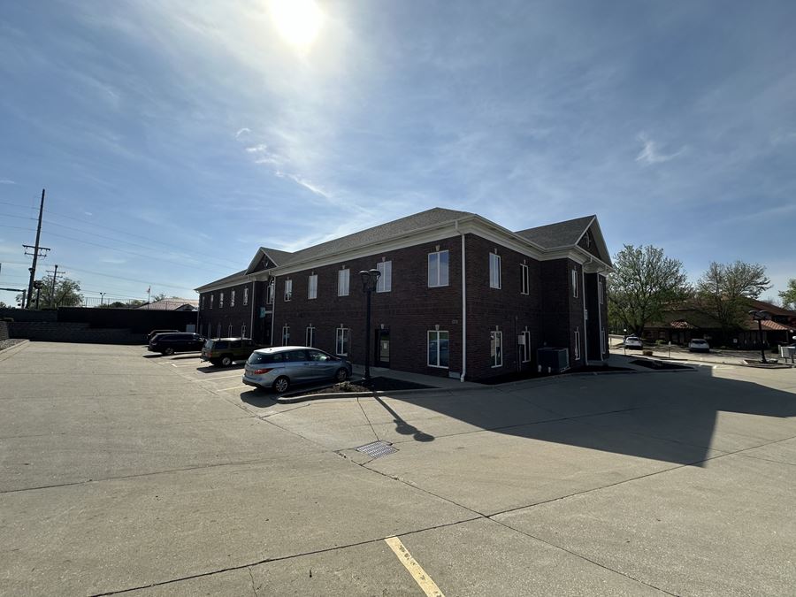 Multi-Tenant Office Building at the Corner of Primrose and Fremont