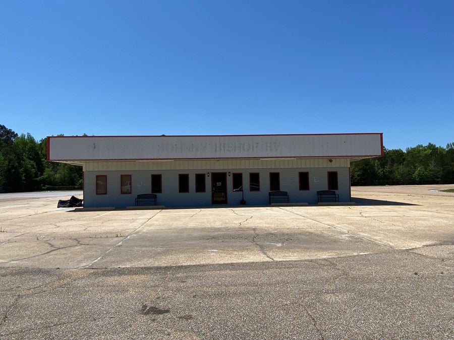 Former RV Dealership
