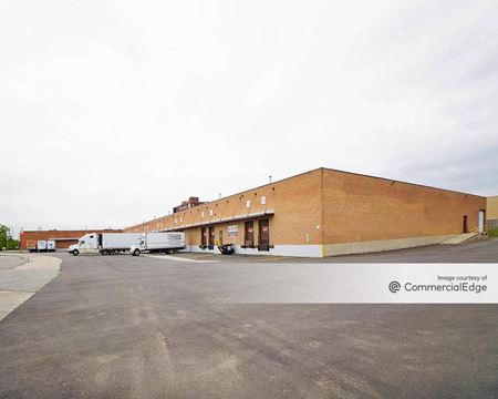 Industrial space for Rent at 4124 South Racine Avenue in Chicago
