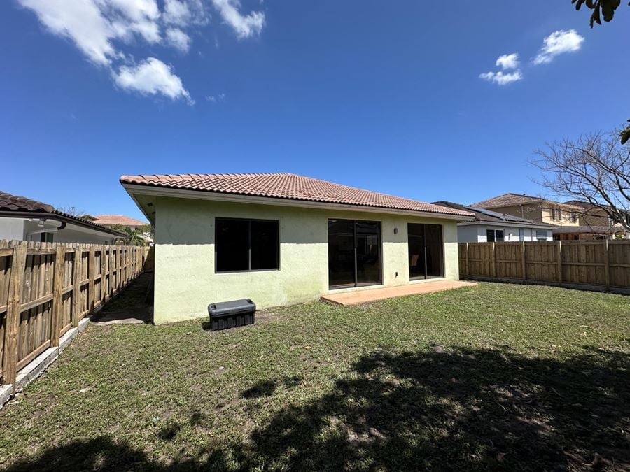 22486 SW 110 CT