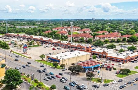 Retail space for Rent at 5440 Babcock in San Antonio