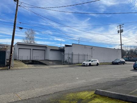 Photo of commercial space at 635 N Columbia Blvd in Portland