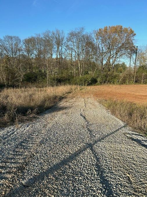 1 Acre on Veterans Memorial Lane