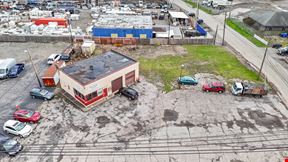 1803 Lyell Ave