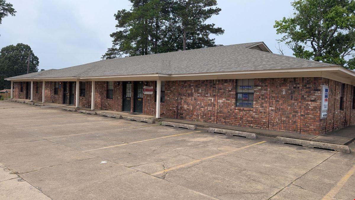 1600 Arkansas Blvd Texarkana