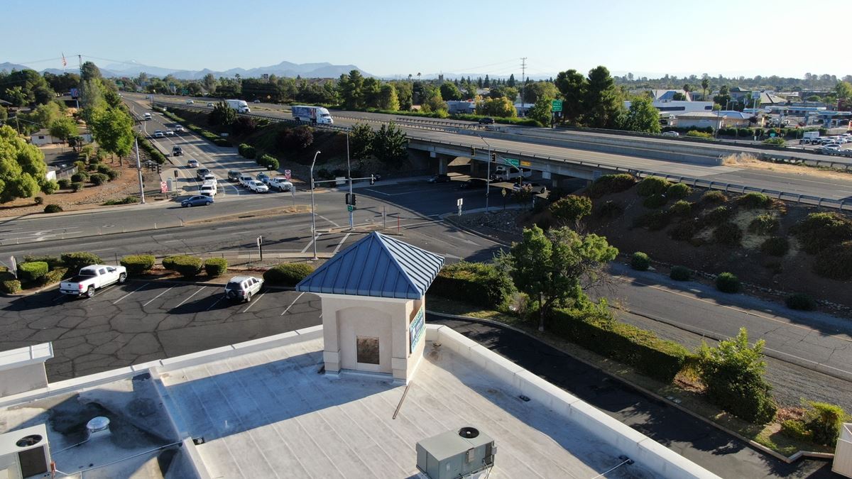 Cypress Retail Center
