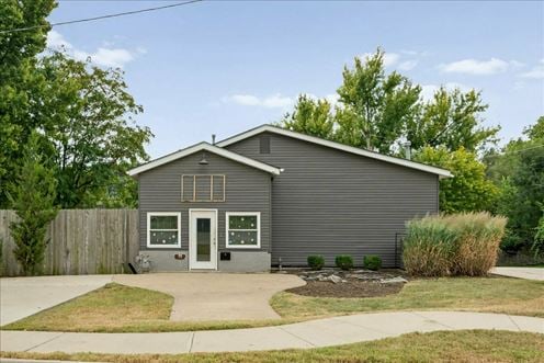 1731 W 39th Ave