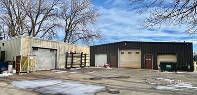 9,500 SF Available for Lease or Sale in Waukegan