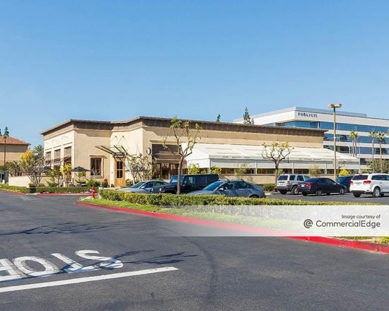 Manhattan Gateway Shopping Center