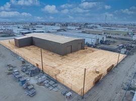 2 Loading Dock Shop/Office Near I-20