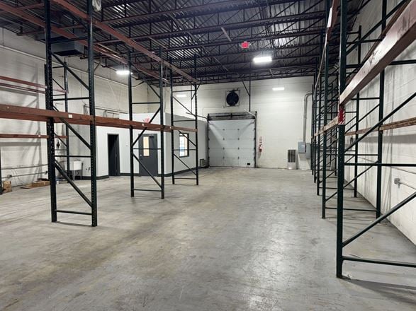 6619-6631 Iron Place