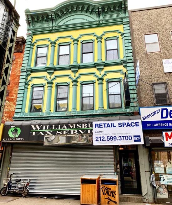 822 Broadway