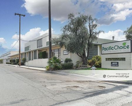 Photo of commercial space at 4652 East Date Avenue in Fresno