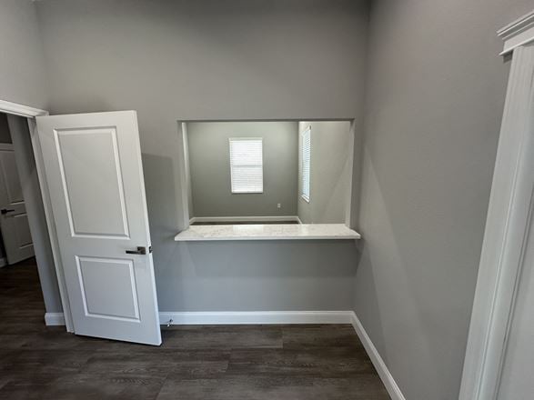 BRAND NEW 1,500 SF Office/Medical Suite | Move-In Ready | Seffner, FL