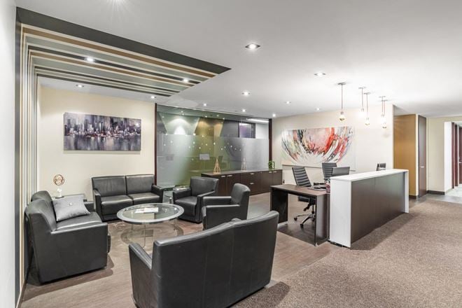 Regus - Montreal - Cathcart & McGill