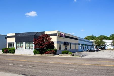 Industrial space for Rent at 715 S Neil St in Champaign