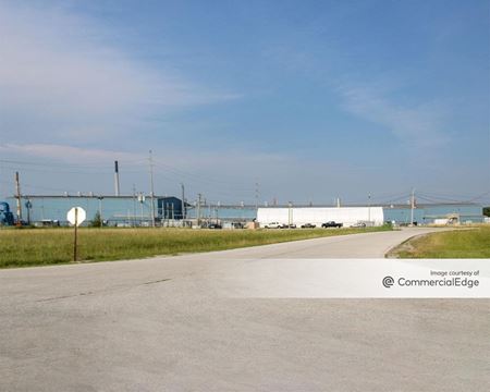 Photo of commercial space at 14710 West Portage River South Road in Oak Harbor