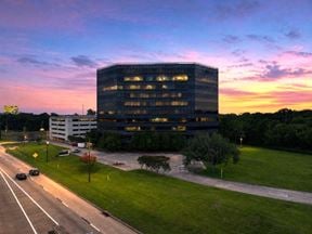 Lender Sale: Beltway 8 Office & Parking Garage | Near IAH