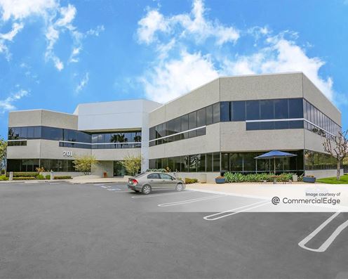Placentia Office Park - 701 & 711 Kimberly Avenue