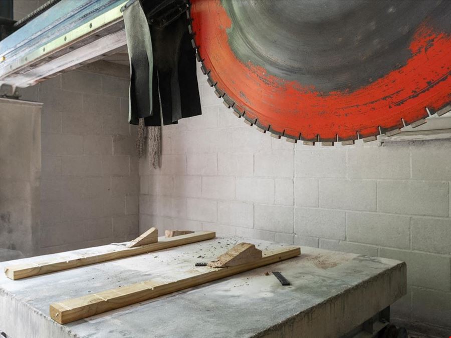 Comolli Granite