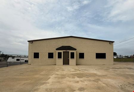 Industrial space for Rent at 120 W Dunbar Cave Rd in Clarksville