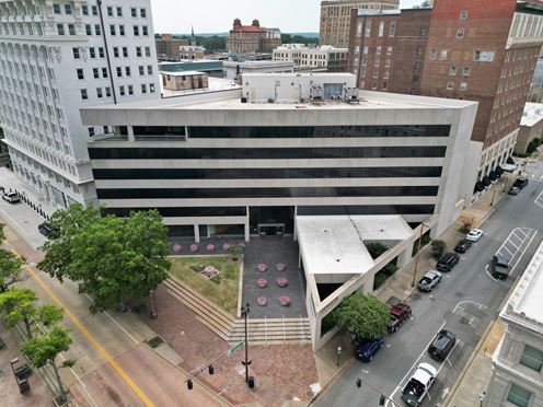 105 W Capitol Ave