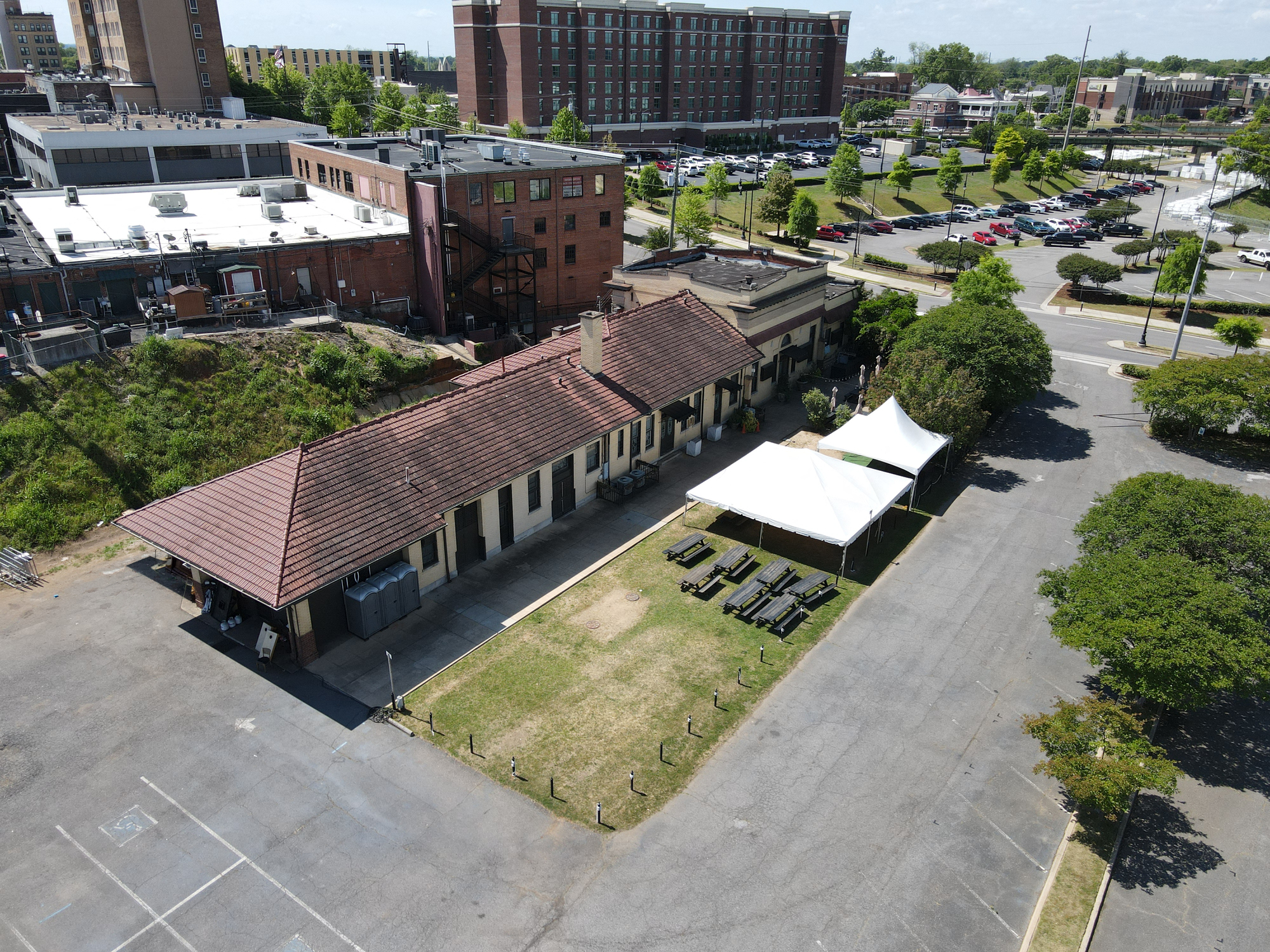 301 Greensboro Ave, Tuscaloosa, AL 35401