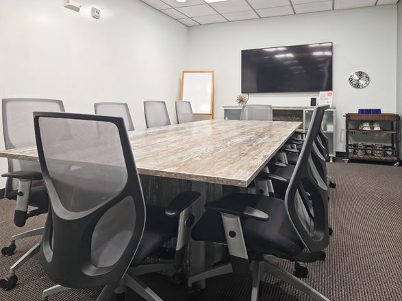 CA, Pleasanton - Bernal Corporate Park