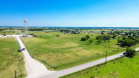 Photo of commercial space at 3288 Lois Rd in Sanger