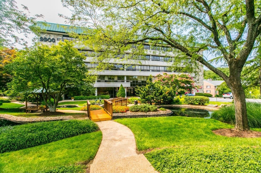 Fairfax Square Mid-Rise