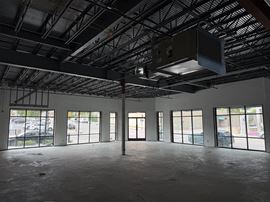 201 E 2nd St - Mixed Use