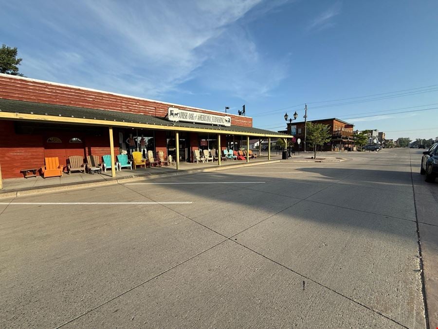 403 Main Ave S