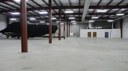 212 Airport Road - 4,000+/- SF up to 10,000+/- SF Space