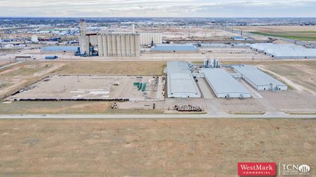 Industrial space for Rent at 2002 North Avenue N  in Lubbock