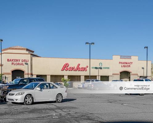 Bashas' Plaza