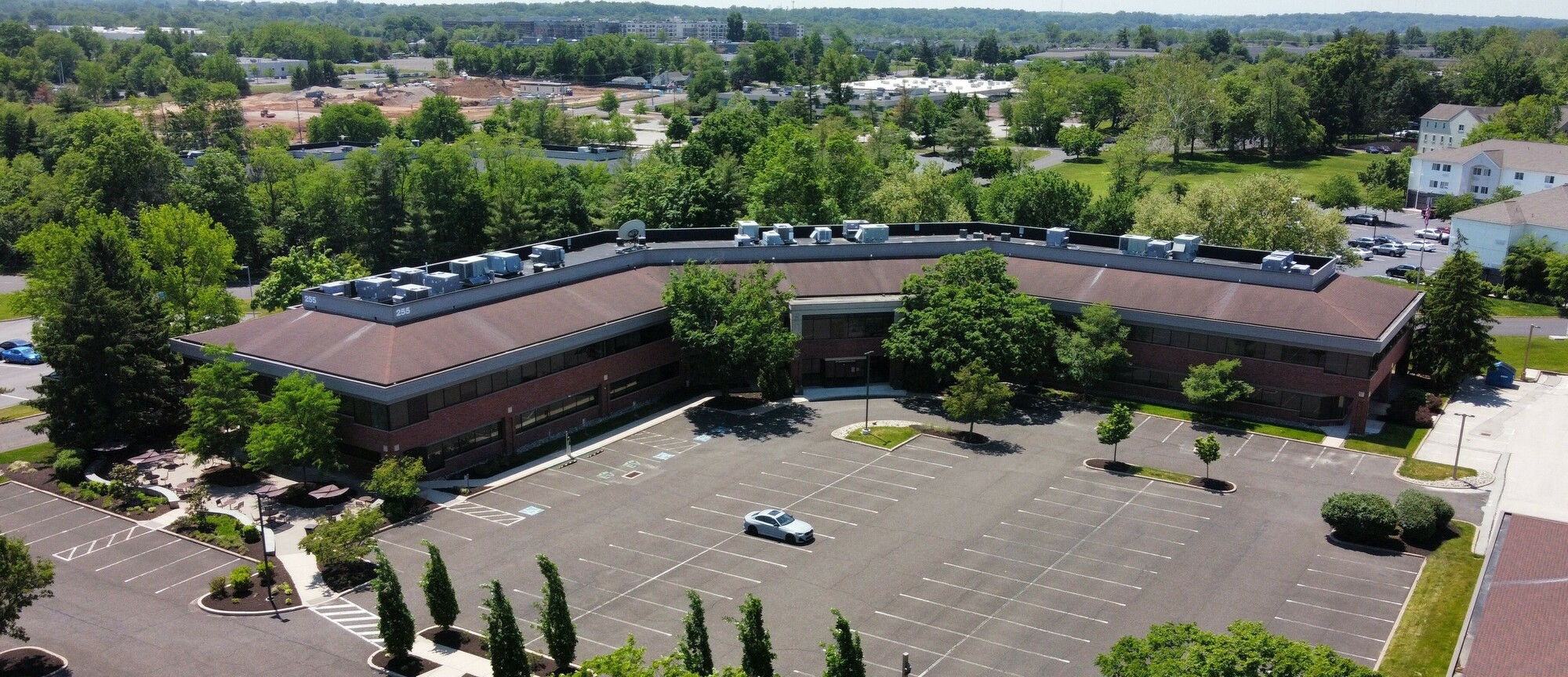 255 Business Center Dr, Horsham, PA 19044