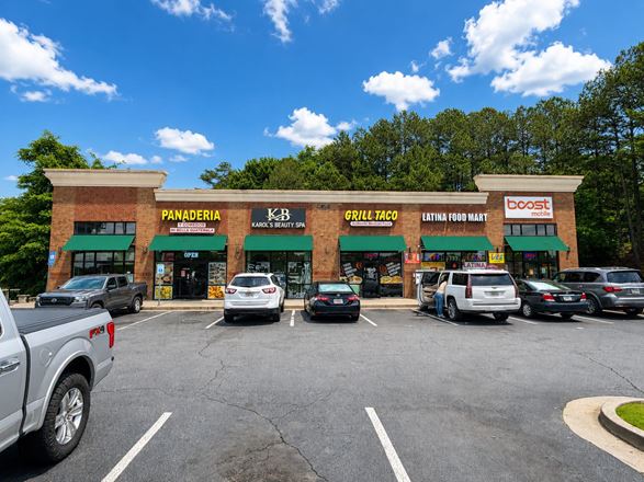 Norcross Square Plaza