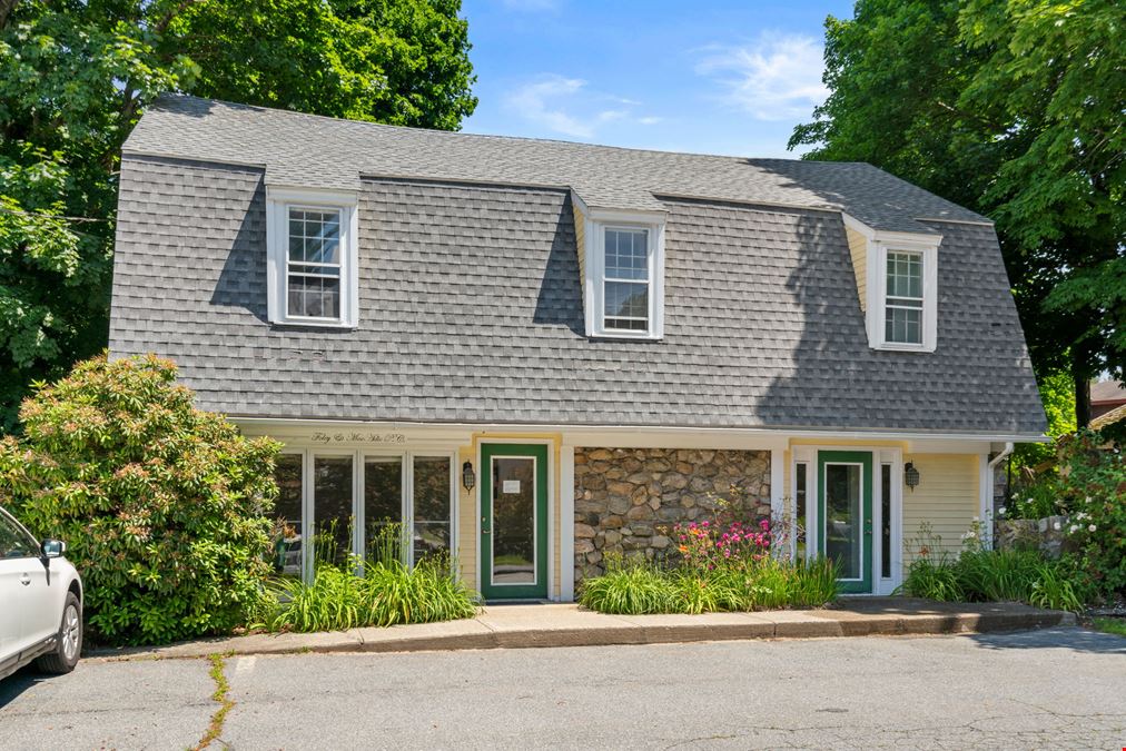 6 Strawberry Hill Road Acton, MA 01720