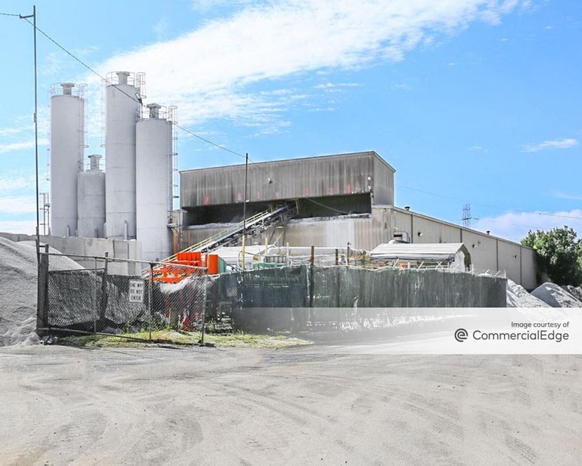 4 Jerome Avenue Property & Listing Details 42Floors