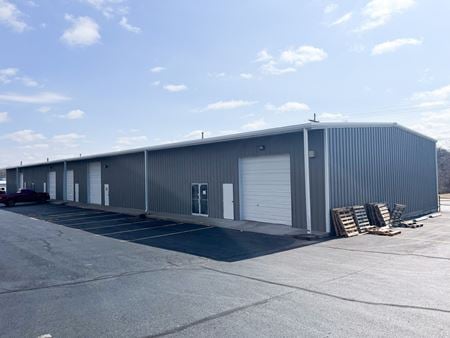 Industrial space for Rent at 1008 W Farmer St in Ozark