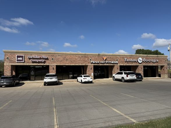 RETAIL/OFFICE UNITS FOR LEASE IN NIXA