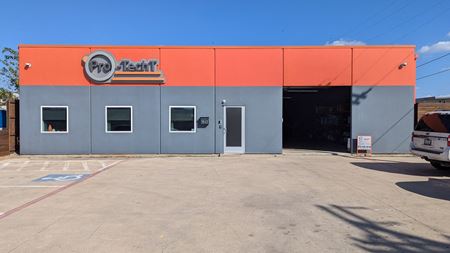 Photo of commercial space at 1942 N Interstate 35 E in Carrollton