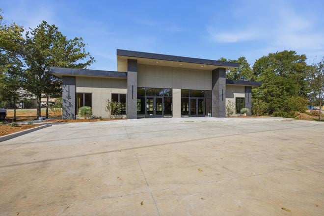 1420 W Kirkwood Blvd