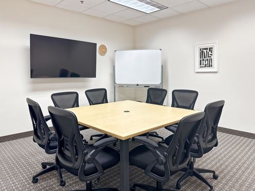 Regus - Wayzata Blvd