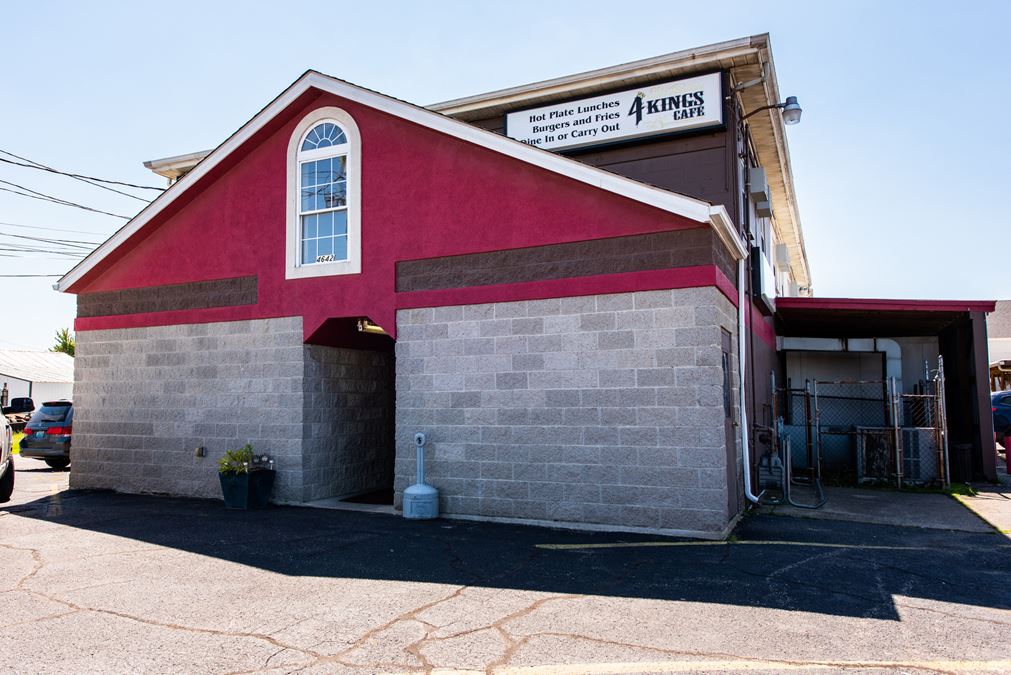 4 Kings Cafe & Extended Stay Hotel