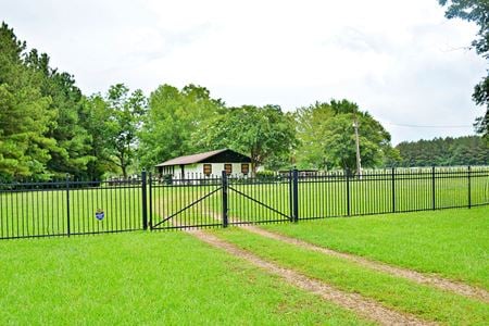 Photo of commercial space at 7149 Gene Brian Lane in Ethel