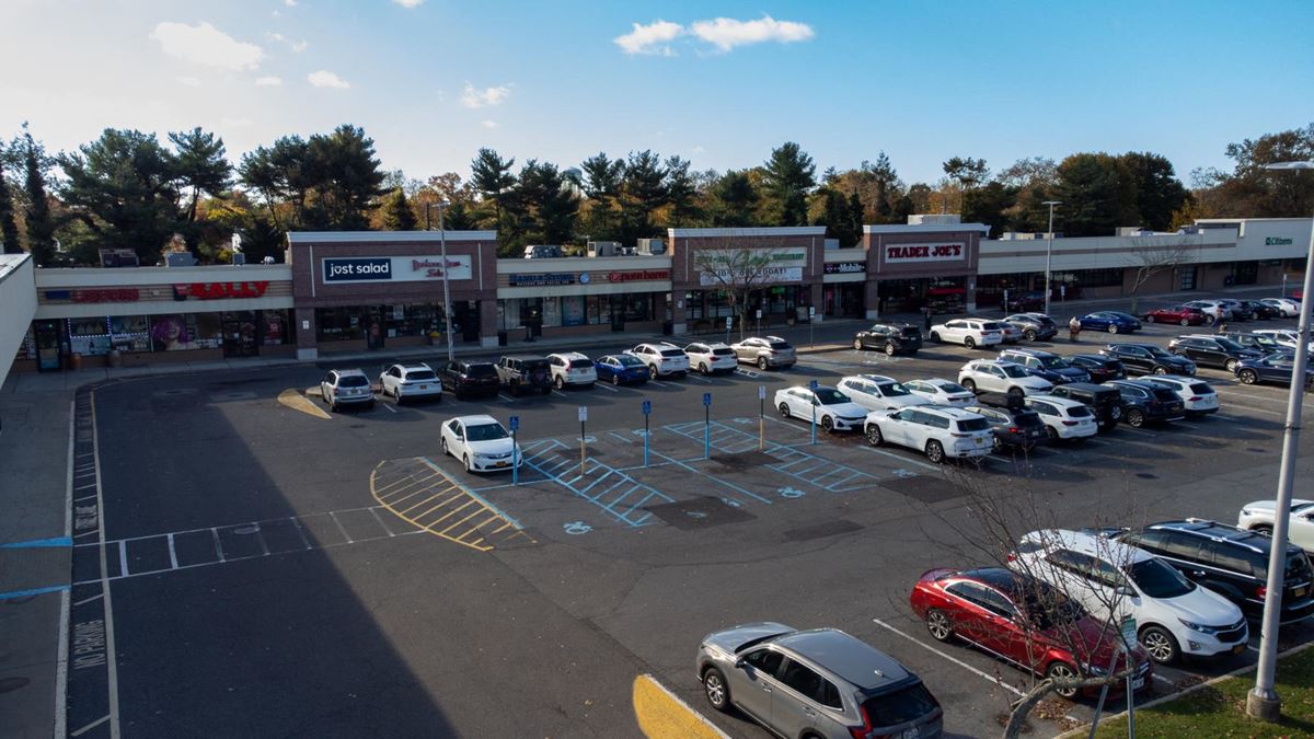 Commack Marketplace